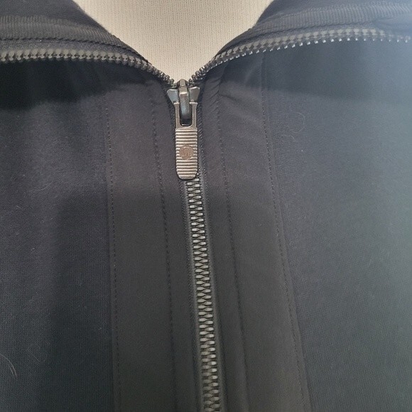 Lululemon Light as Warmth Scuba Rare - Picture 4 of 8